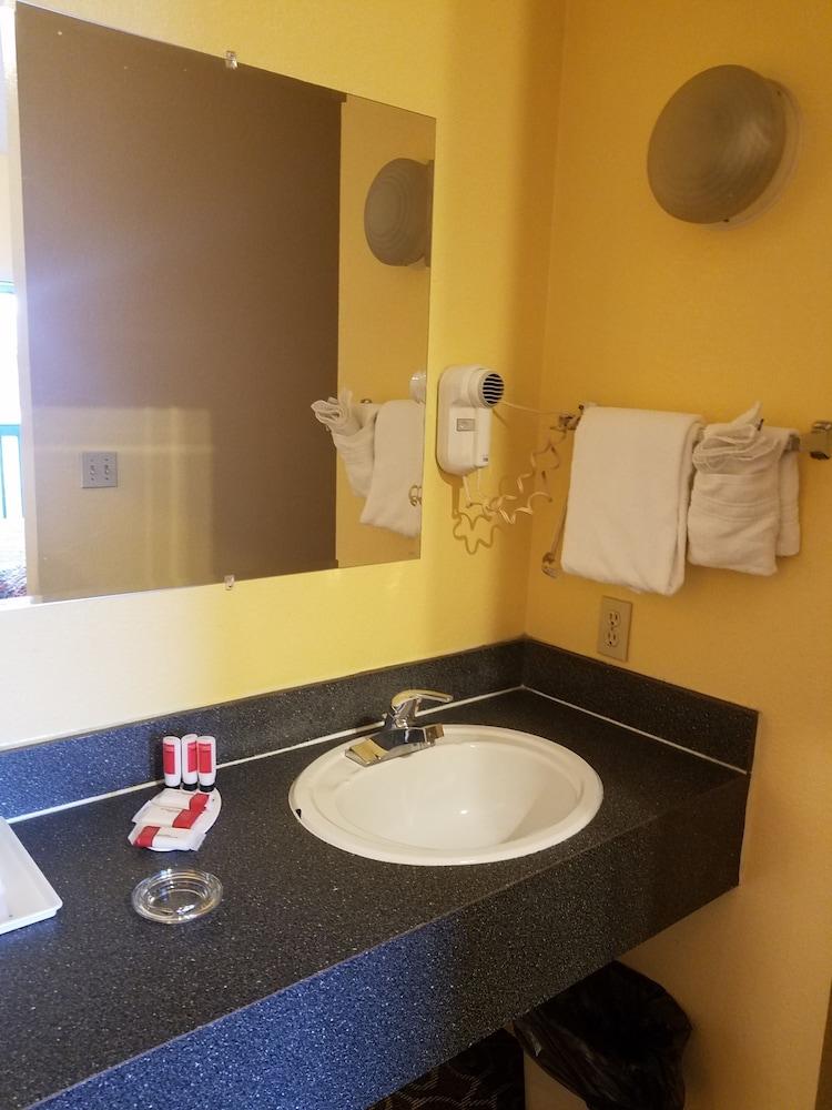Travelodge By Wyndham Wenatchee Eksteriør billede